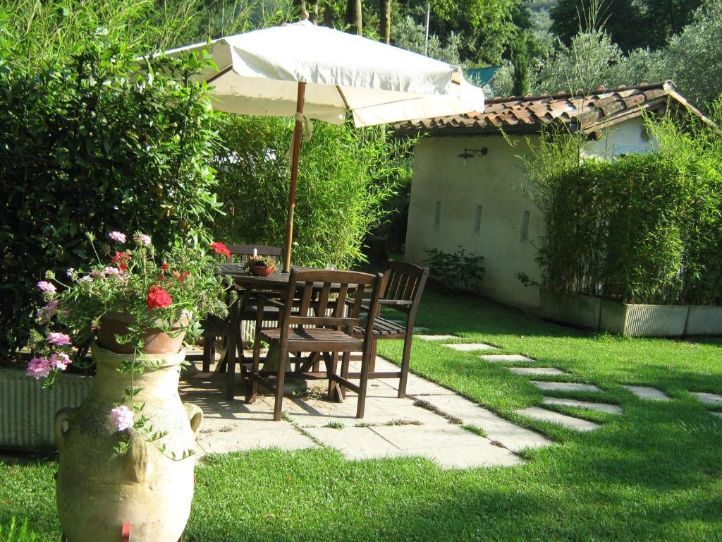L'Arcadia Guest House Pietrasanta Eksteriør bilde